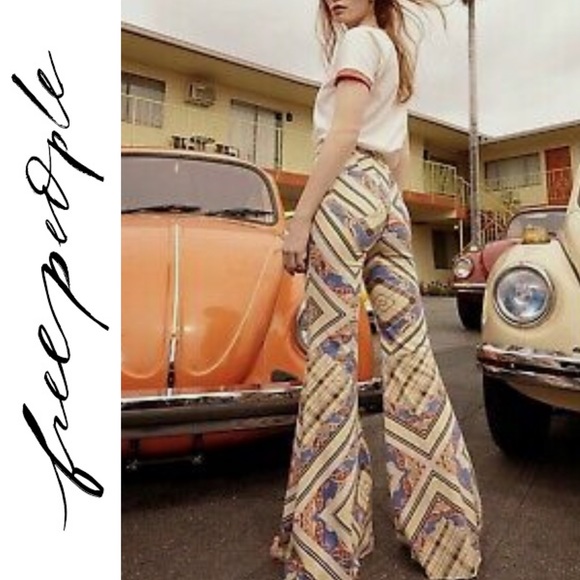 🌟NWT FREE PEOPLE FLOAT ON BY SUPERFLARE BOHO FARRAH MULTICOLOUR PAISLEY JEAN🌟 - Picture 2 of 16